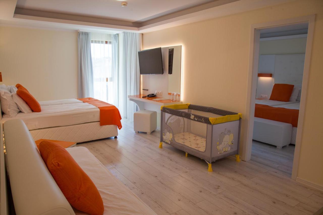 Hotel Perla Beach Luxury Primorsko Exterior foto