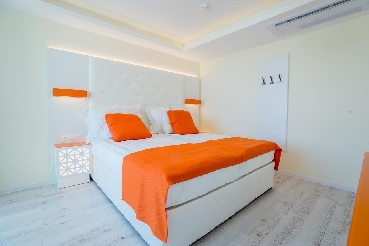 Hotel Perla Beach Luxury Primorsko Exterior foto