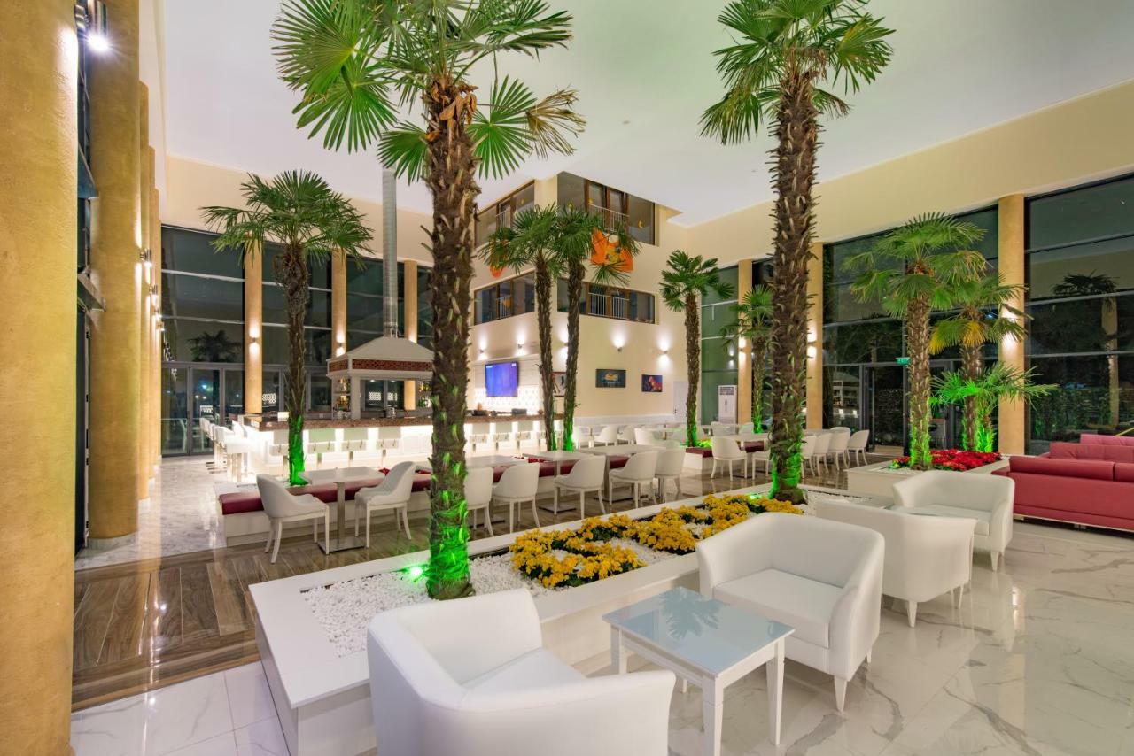 Hotel Perla Beach Luxury Primorsko Exterior foto